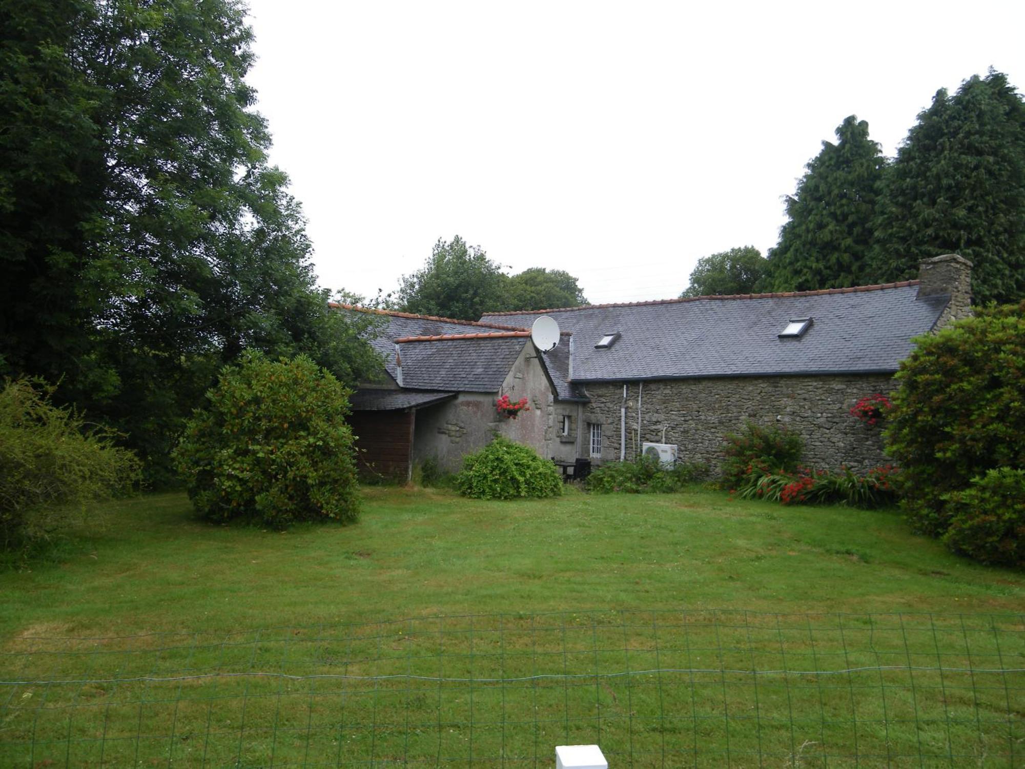 Moulin De Kerstrat Vila Brennilis Exterior foto